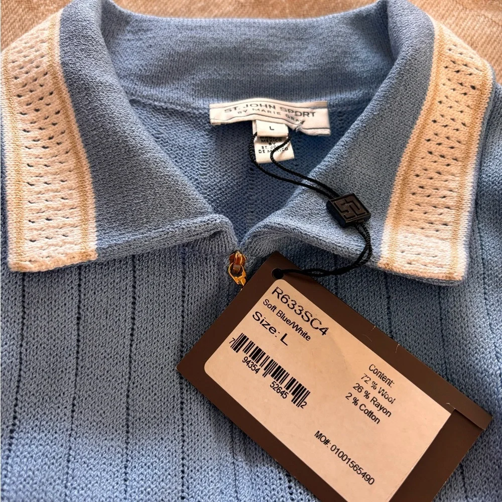 NWT Soft Blue Zip-Up Sweater with White and Tan Accents Sz L